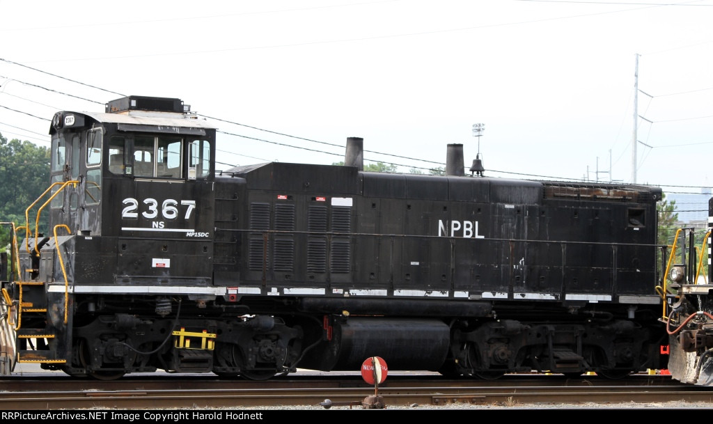 NS 2367 sits in Glenwood Yard